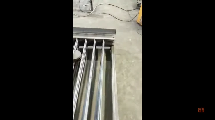 Welding Process Of Guardrail Mesh