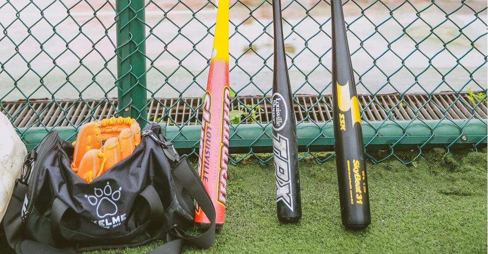  The modern sports facility is more than just a playing surface—it's a carefully engineered environment where safety, performance, and spectator experience converge. At the heart of this design lies an often overlooked but critically important element: the sports field fence.