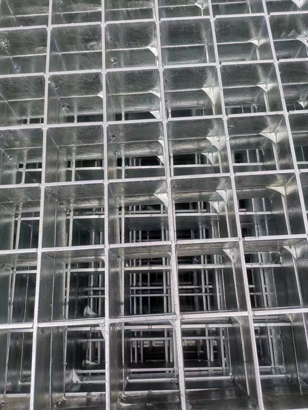 Factory price building construction material hot dipped galvanized steel grating