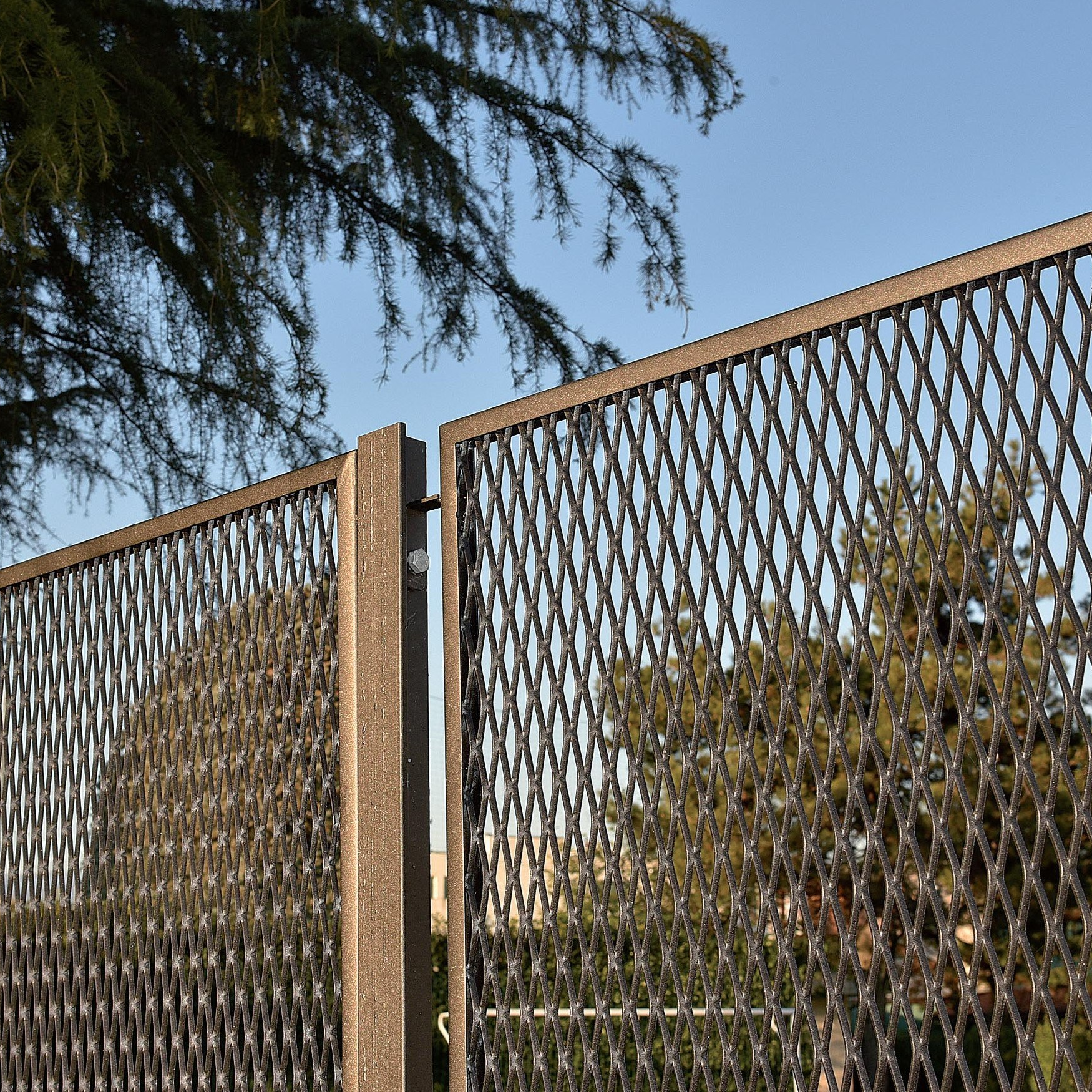Expanded metal fence- beautiful and practical fence Expanded metal fence- beautiful and practical fence