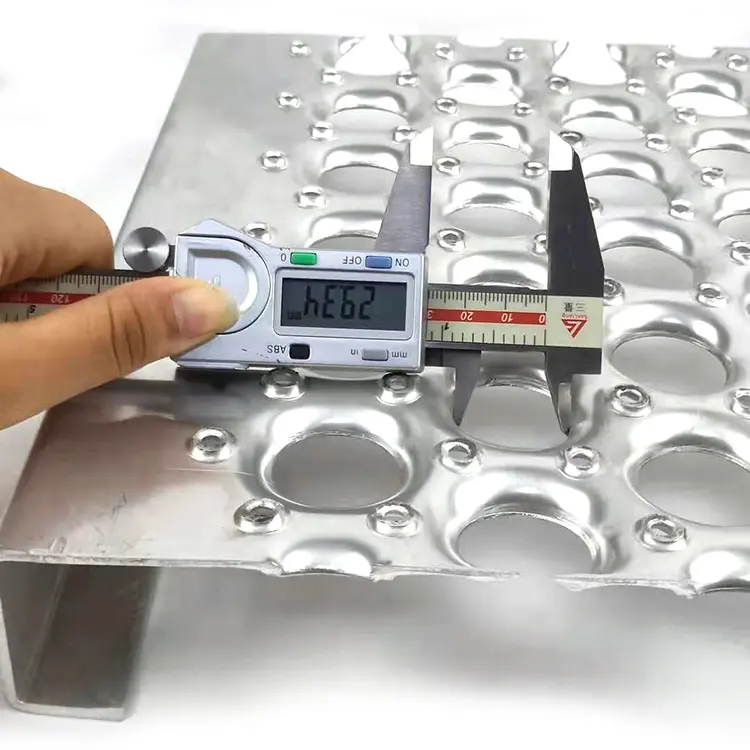 ODM Non Slip Metal Plate Anti Skid Plate Exporters