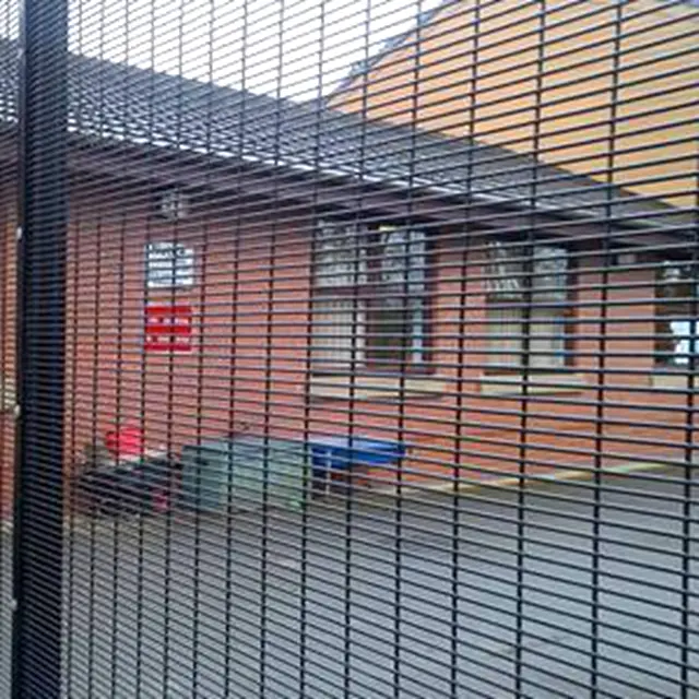 Cheap price anti climb security fence 358 galvanized fence