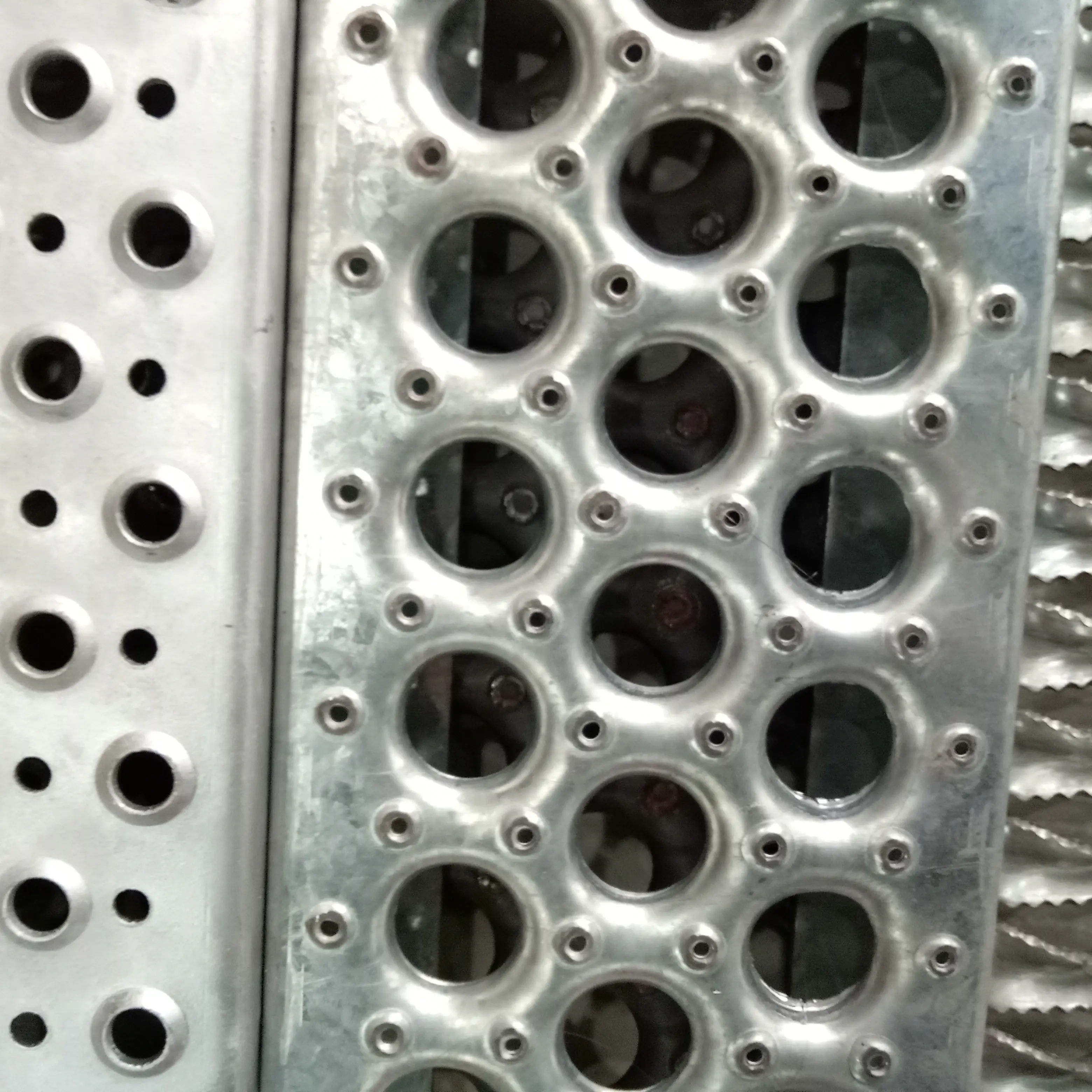 Perforated Plank Grating Aluminum Sheet anti-skid plate Manufacturer
