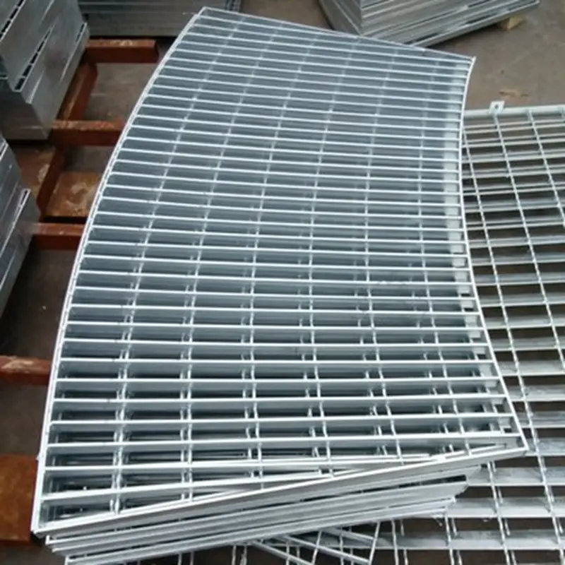 Lightweight Design – Galvanized Steel Grating for Ship Deck Paving