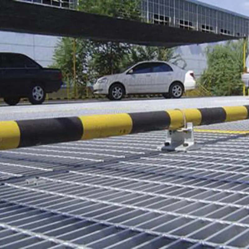 Load-bearing and durability of steel grating