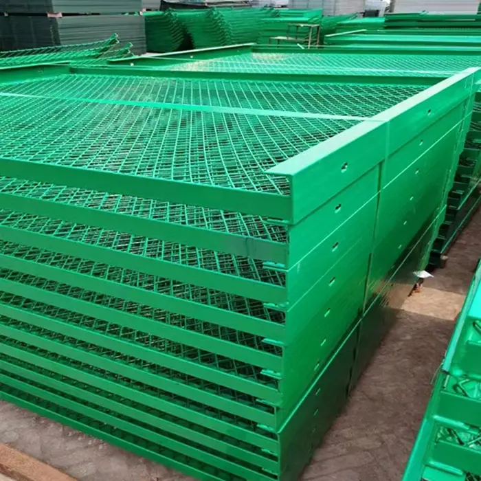 Anti-glare Fence Made Of Expanded Metal Mesh