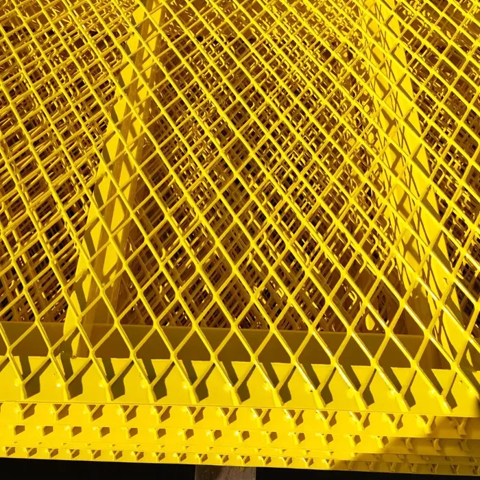 Wholesale PVC Coated Galvanized Expanded Metal Mesh Fence