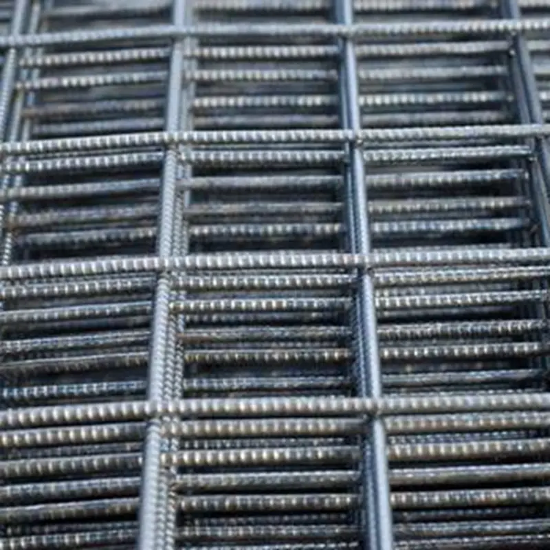 Plastic reinforcing mesh for concrete reinforcement wire mesh