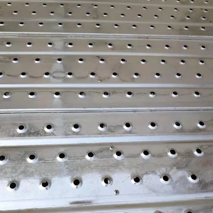Galvanized Walkway Slip-Resistant Safety Grating Perforated Metal Anti Skid Plate