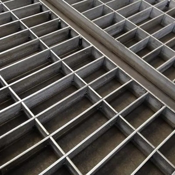 Revealing the production process of high-quality steel grating