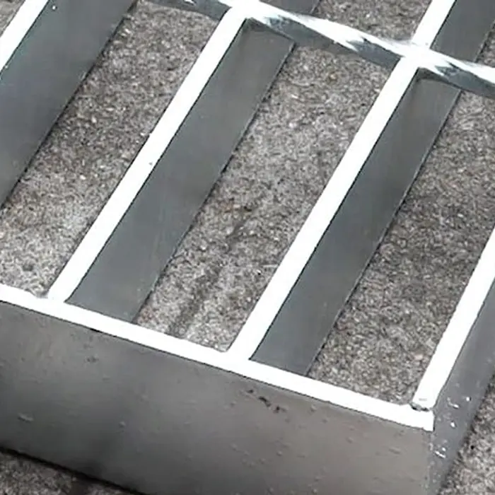Several specifications of hot-dip galvanized steel grating