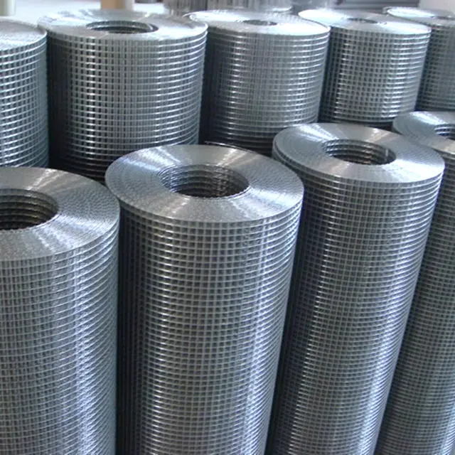 Hot dipped galvanized high quality welded mesh fence