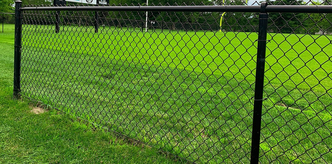 Chain link fences allow safety and scenery to coexist Chain link fences allow safety and scenery to coexist