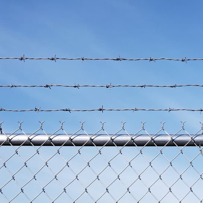 Hot Dip Galvanized iron barbed wire Mesh for Farm Prevent Climbing Fence