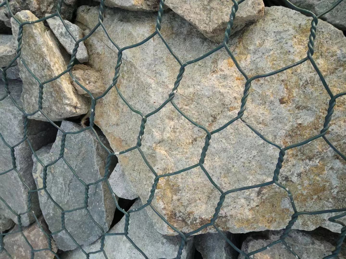 How high are the technical requirements for galvanized steel wire gabion mesh? How high are the technical requirements for galvanized steel wire gabion mesh?