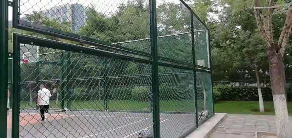 Do you know football field fencing? Do you know football field fencing?