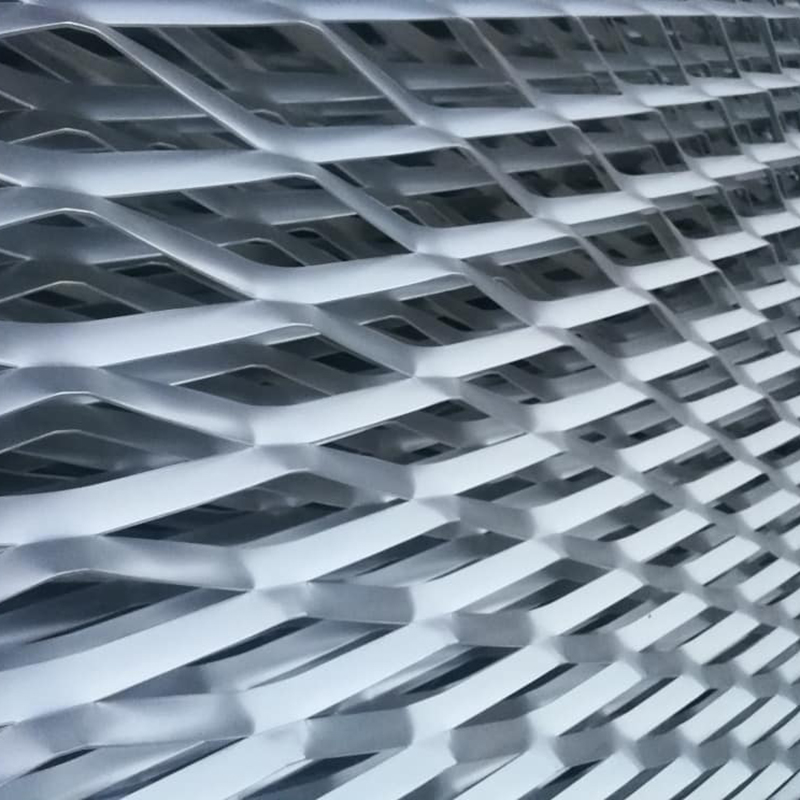 Non-glare metal expanded fence panel for highspeed way