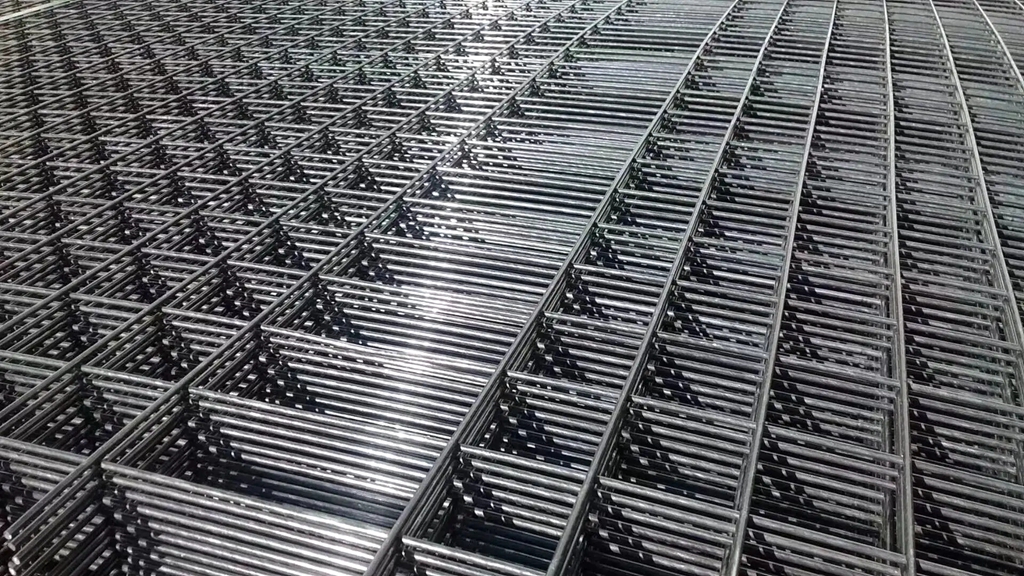 Welded Wire Mesh: Tough Guardian and Versatile User Welded Wire Mesh: Tough Guardian and Versatile User