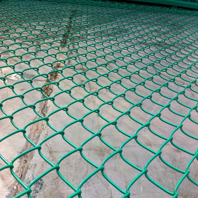Small mesh high security easy to install galvanized chain link fence